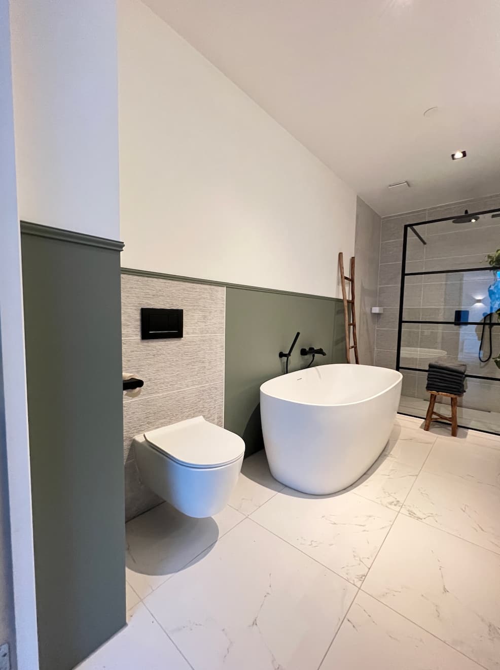 Walk-in Shower